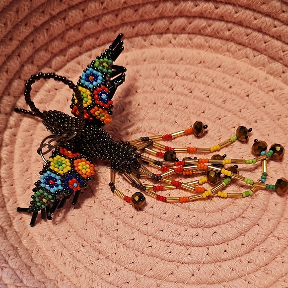 Colorful Beaded Hummingbird Keychain - Picture 5 of 6